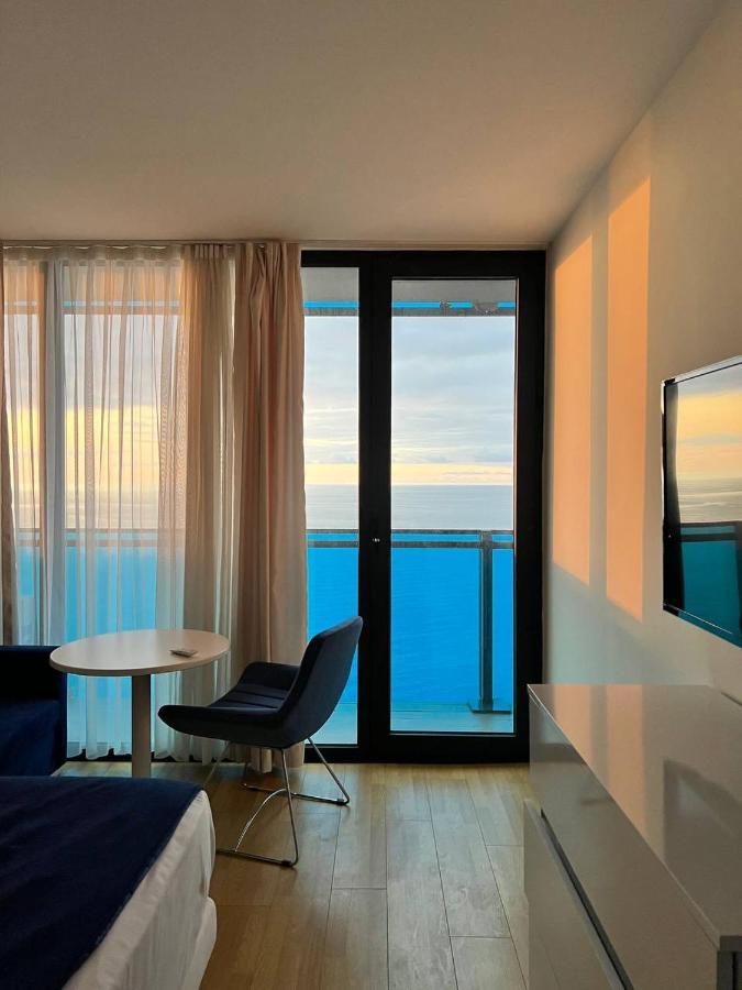 Black Sea Batumi Hotel Orbi City Kültér fotó