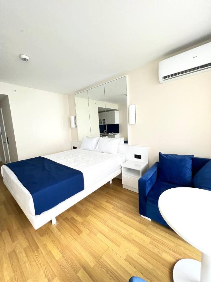 Black Sea Batumi Hotel Orbi City Kültér fotó