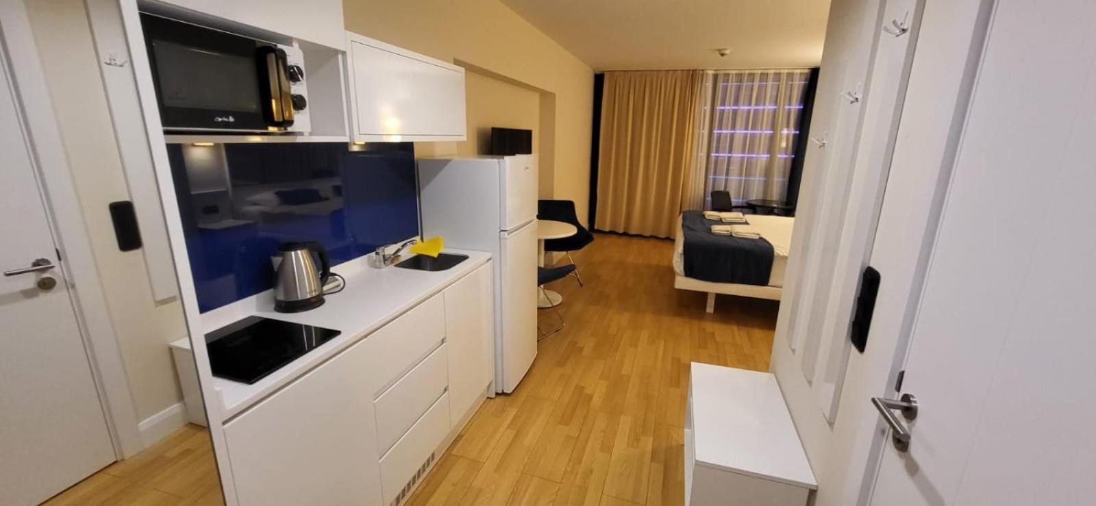 Black Sea Batumi Hotel Orbi City Kültér fotó