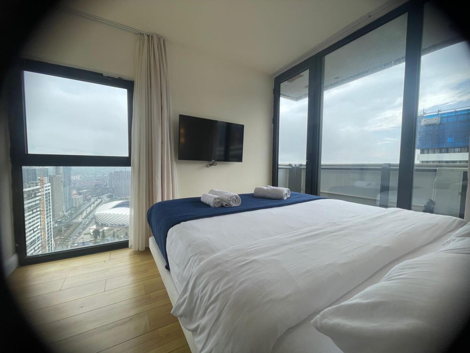 Black Sea Batumi Hotel Orbi City Kültér fotó